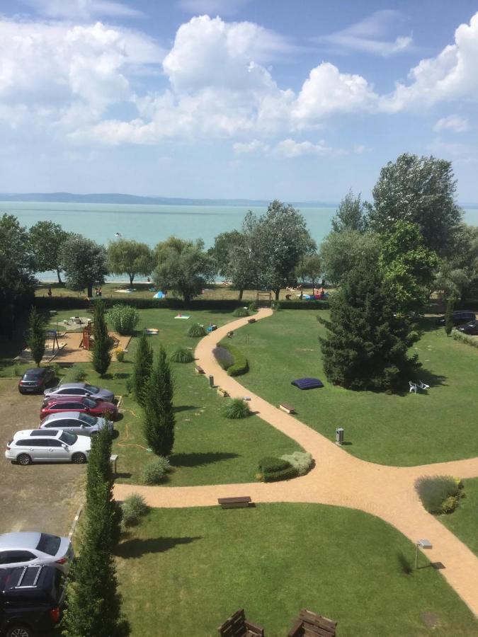 Szín-Aranyhíd Apartman Siófok Exterior foto